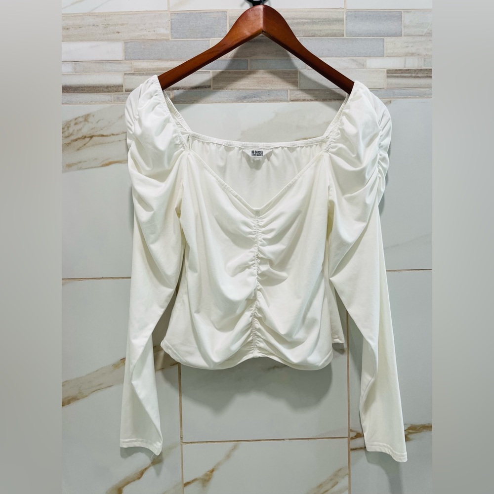 BB Dakota White Ruched Blouse - Picture 3 of 8